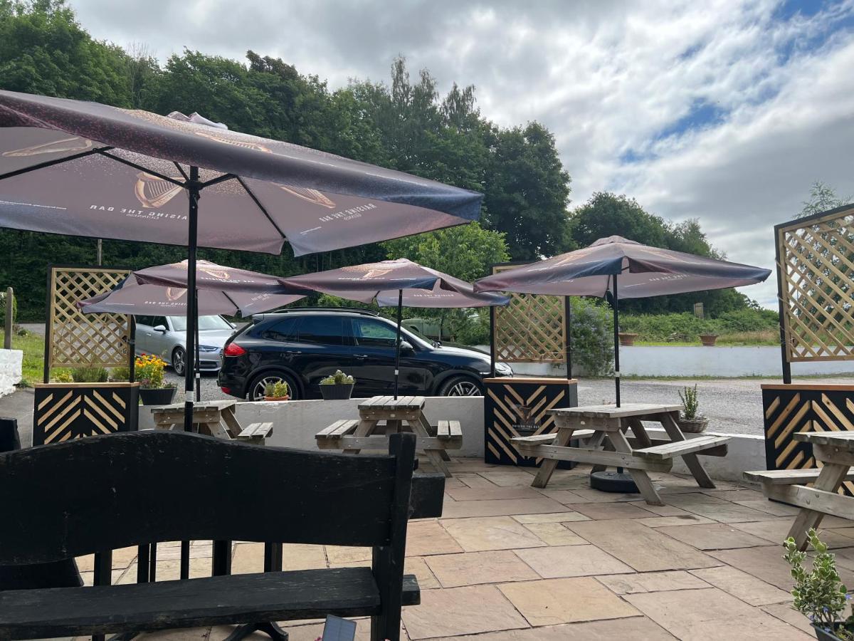 Chainbridge Usk Riverside Gastro Pub And Accommodation Trostrey Екстериор снимка